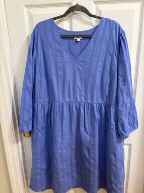 Jill Textured V-Neck A-Line Dress.